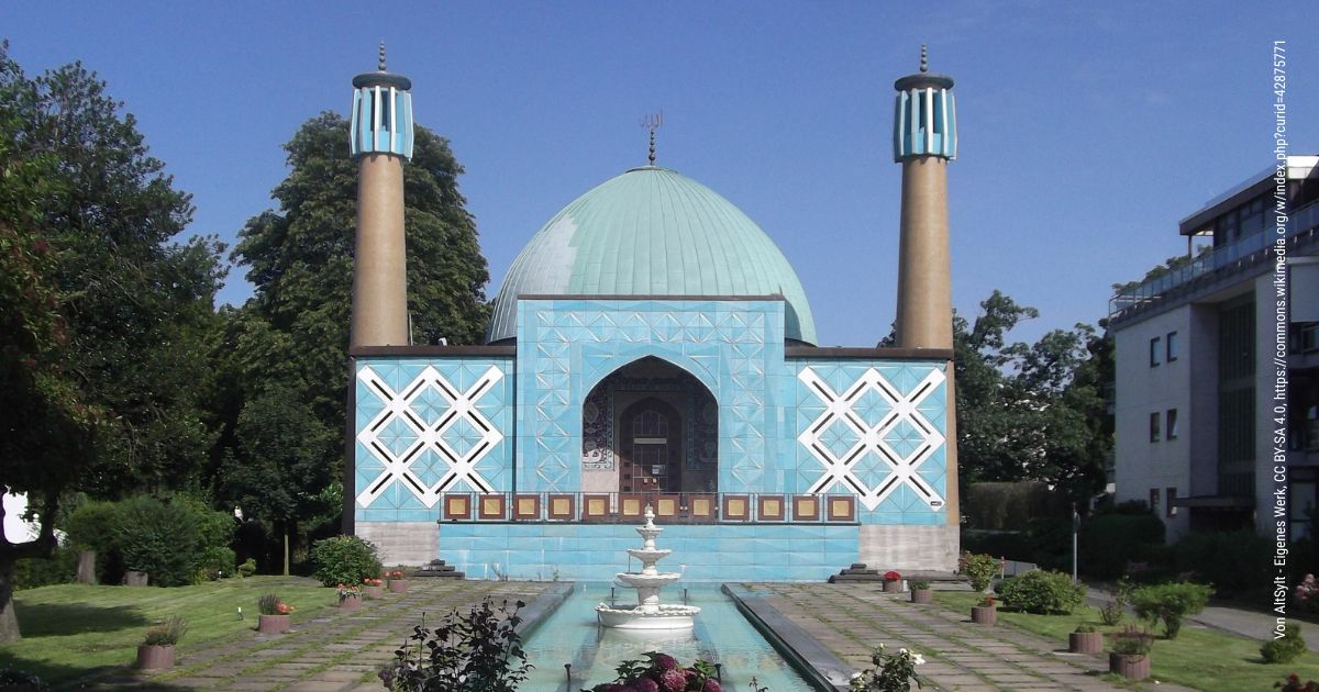 Blaue Moschee in Hamburg, Von AltSylt - Eigenes Werk, CC BY-SA 4.0, https://commons.wikimedia.org/w/index.php?curid=42875771
